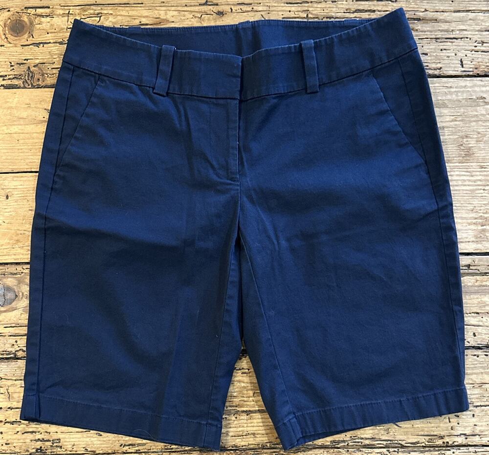 Ann Taylor Women’s Navy Boardwalk Shorts Size 2